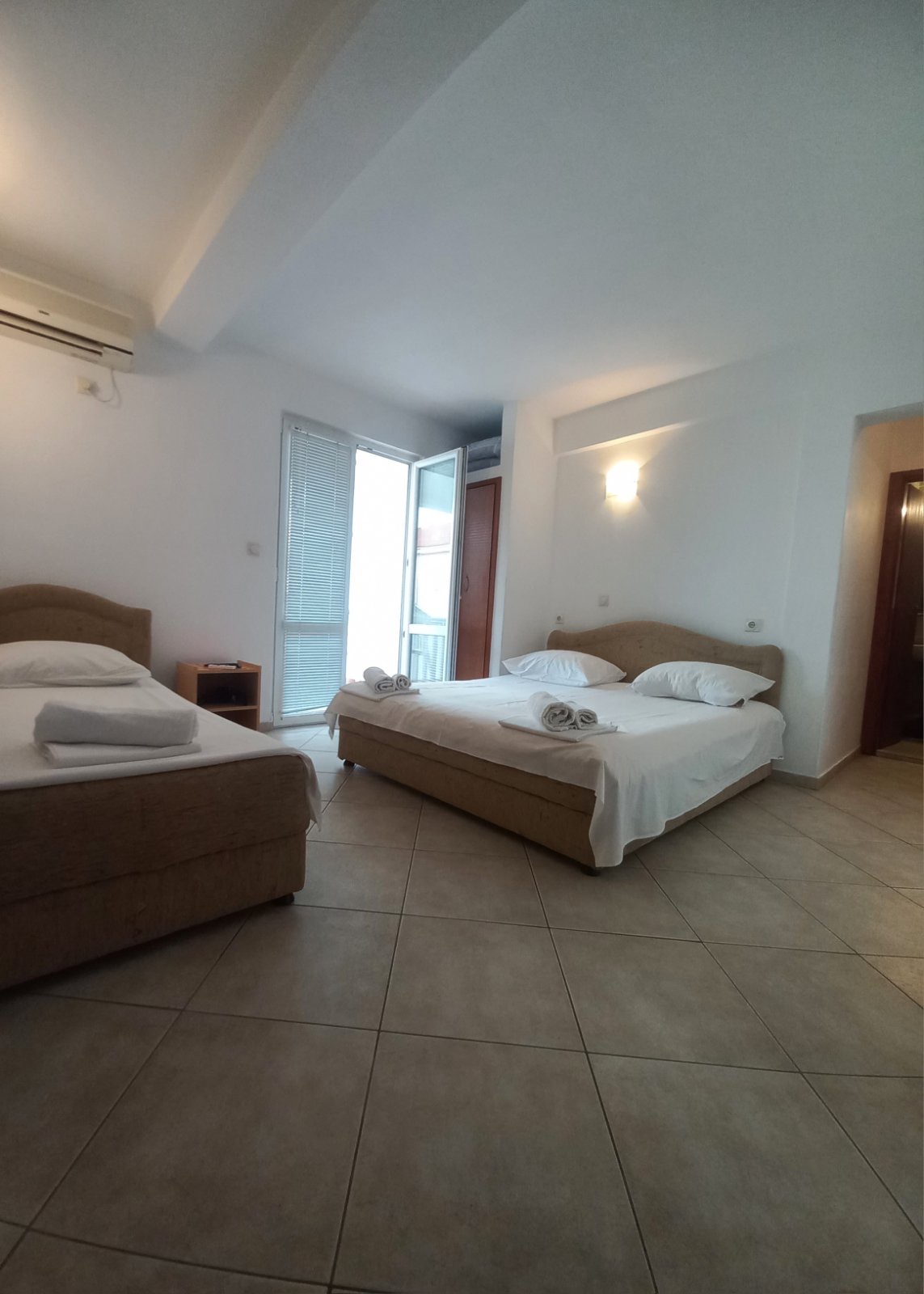 Studio — two beds