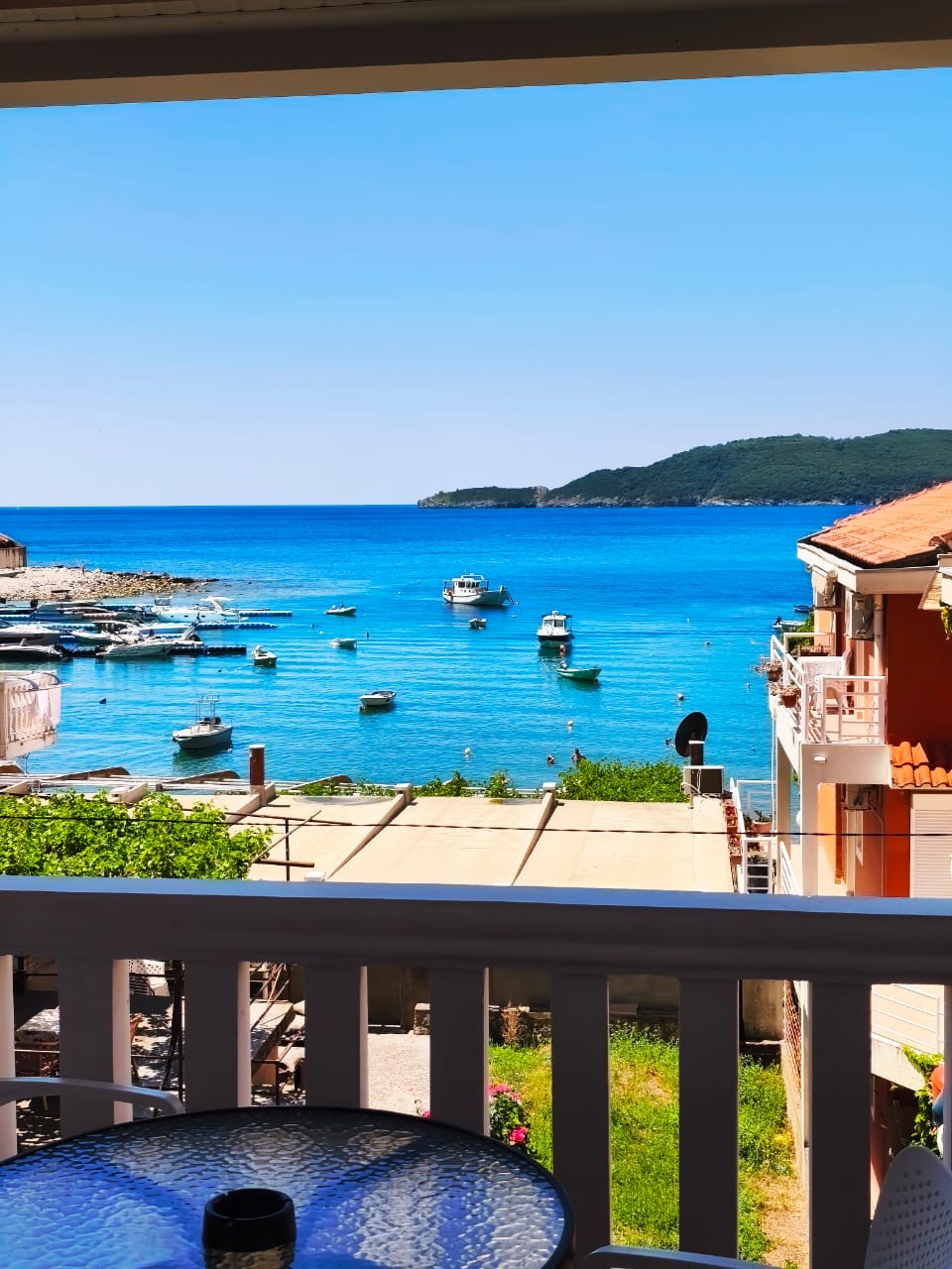 Terrace with a view of the harbour